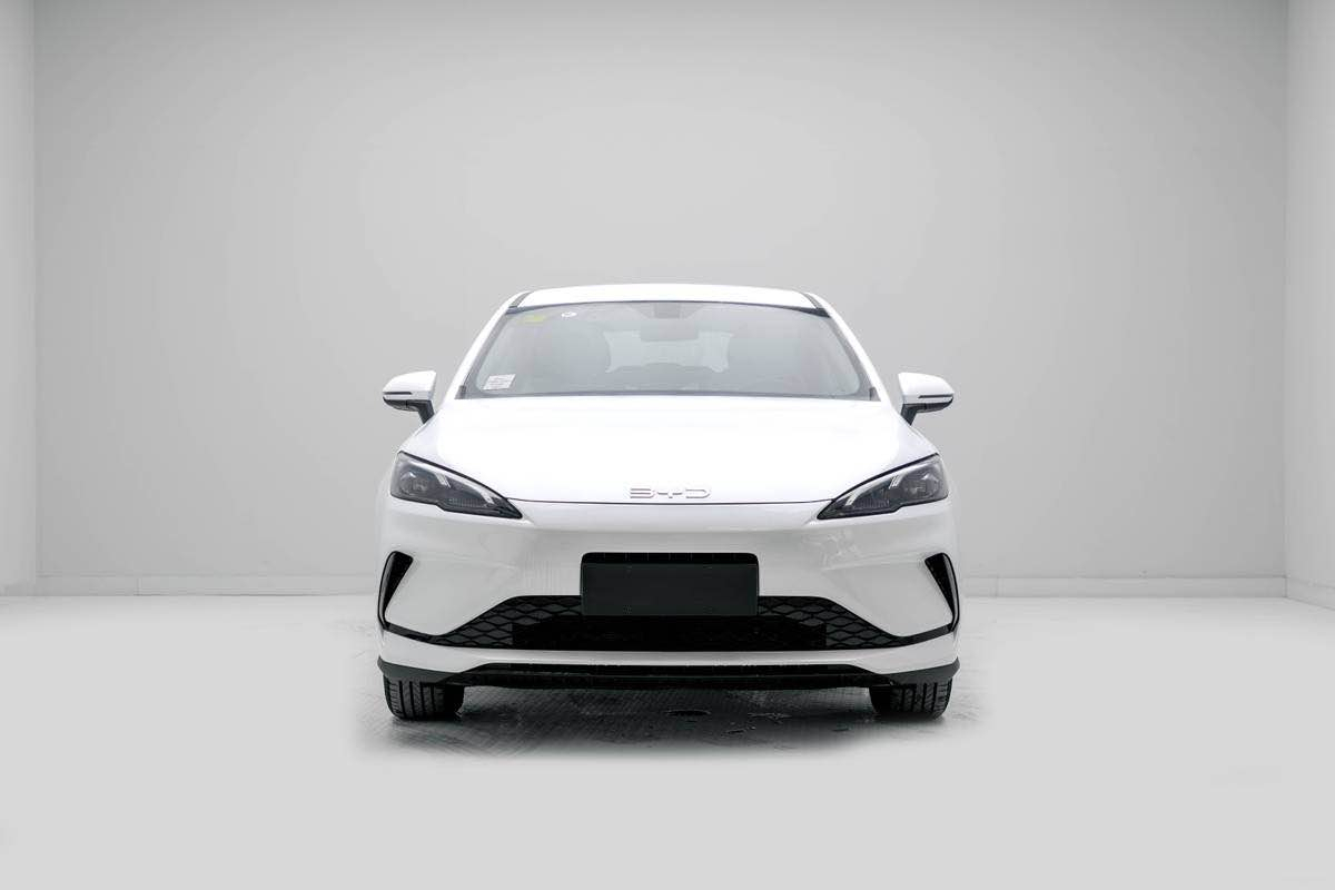 بي واي دي سيل 05 موديل 2025 سياره كه 4هه زار رويشتوه ده حامي لو ده حامي به شه رت ويل كروم ناو سبي سياره كه ره قم هه وليره هه مو شتي خوي بيلادي له كه له سعرش ١٣٥مه جال
*********** أربيل, العراق
