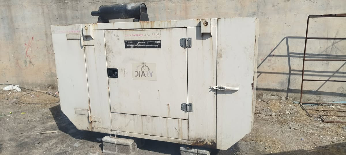 مۆلیدەی فول کاتم بۆ فرۆشتن
سێ پستن
مەکینە چوندیر
33 کەیفی
ناونیشان سۆران
***********
