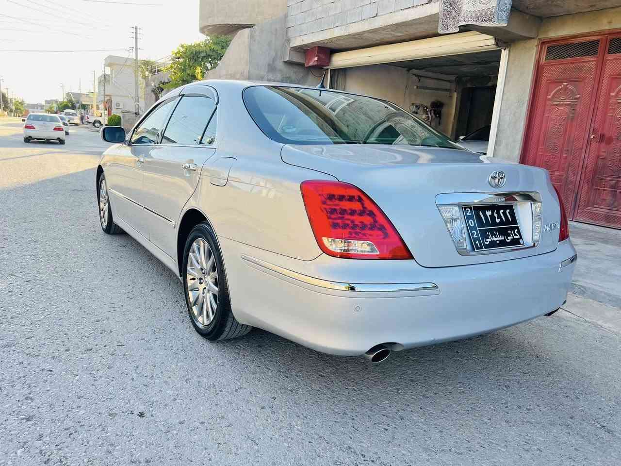 ماجێستا2007ساق.
بێ بۆیاخ 
بەحری ناوزەرد .
پێنج دووگمە 
جڵد هیتەر .
دەعامێکانیشی بۆیاخ نییە .
چاڵو چۆڵی وردەشی نییە.
ABSبیلادییە 
چووپی دەستکاری نەکراوە بیلادییە .
مشتەریت تەلەفون بکە .
***********
***********سەیسایەق
