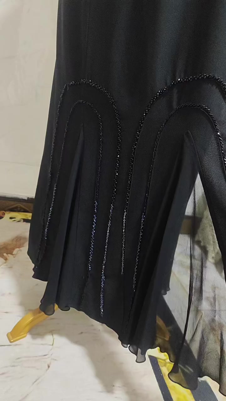 بشت قطعتين جديد غير مستعمل البينصل قياس42 والبشت عريض يلبس اكبر عبايه تلبس ستينات ملبوسه قليل كلش اثنينهم ب35 مع التوصيل


**إذا كنت صاحب هذا الإعلان وتريد حذفه لأي سبب، رجاءا أرسل رسالة إلى الدعم الفني**