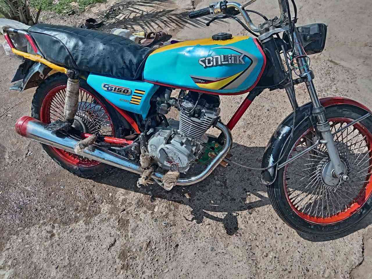 ماطور اربعه كير موديل 18محرك نضيف كهربائيات شغاله السعر 250مكاني الحويجه داخل لتصال ***********
