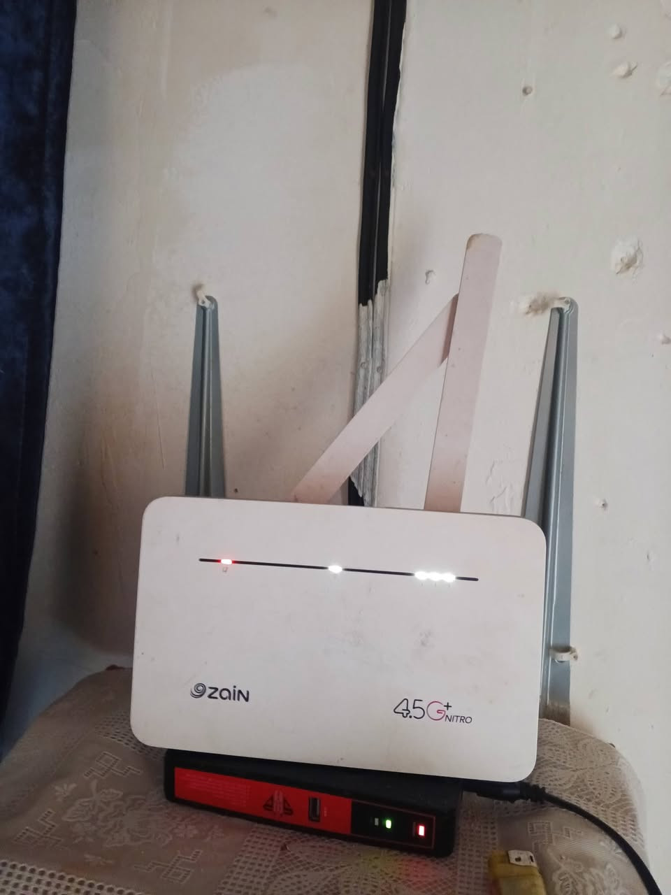 راوتر ابو الخط اخو الجديد راوتر مستخدم قليل سعر 60 قفل اذا هوه واليو بي اس 85 الاستفسار
‏‪***********‬‏
