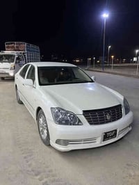 شاهینە براوە.   ناو زرد.  ٢دوگمە  بجوک بە گە ورە ١٣٠هە زار رۆشتوە  کام...