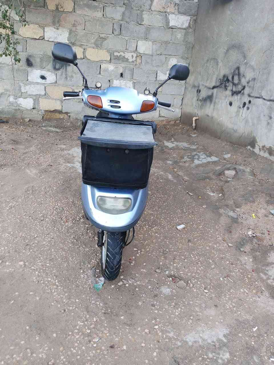 دراجه منغولي 2003 محرك ما مفتوح دراجه كل شيء شغال دراجه بلاديه العنوان كربلاء حير الشراي اتصل على الرقم***********
