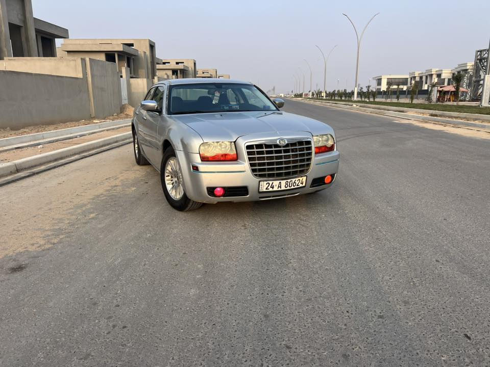 السلام عليكم
اوباما٢٠٠٨ وارد امريكي مكينه ٣٥٠٠ بيه جاملغ باب وباب الوره مبدل نفس الون رقم دهوك تريد وكاله تريد تحويل سياره جاهزه مكينه كير تخم تاير تبريد كله جديد مكان سياره البصره 
سعر ١٢٠ وبيه مجال 
***********
