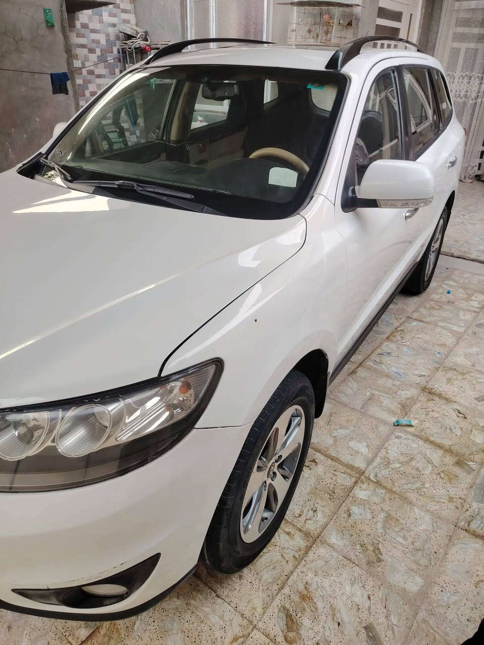 سنتافي موديل 2012
خليجي فول عده البصمه 
الضرر فقط جاملغ الامامي بارد وحافه البنيد بارد والباقي كفاله عامه اكفله 
رقم بغداد باسمي تحويل ثاني يوم 
مكينه 2400 اربعه سلندر 
حداديه جديده تخم تاير جديد 
3 قطع تبريد وتدفئه 
7 راكب 
السعر 135 وبيه مجال 
العنوان حله مركز 
رقم الهاتف ‏‪***********‬‏

