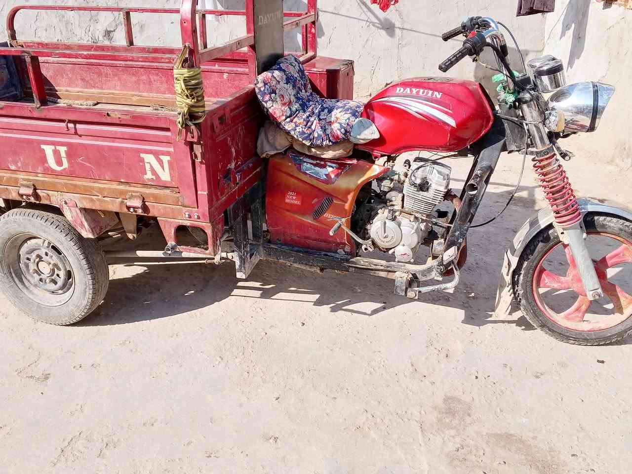 سلام عليكم ستوته للبيع موديل 15بيه محرك 24 وكسن مال صقر دشبول ودبلات صقر كله جدد مكفوله مكان بابل شوملي وهاذه رقمي ***********
