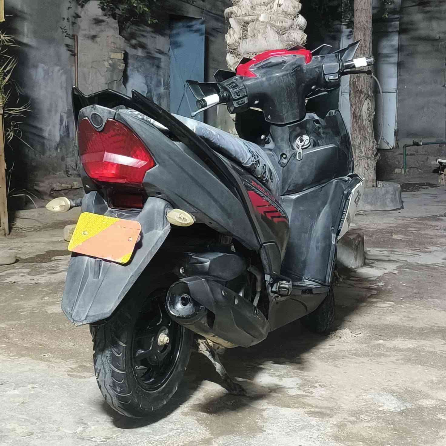 سلام عليكم شباب دراجه ZR موديل 2020 كهربائيات شغاله مكينه خرسه مشي حلوه سعر 450 بيهه مجال 📌


**إذا كنت صاحب هذا الإعلان وتريد حذفه لأي سبب، رجاءا أرسل رسالة إلى الدعم الفني**