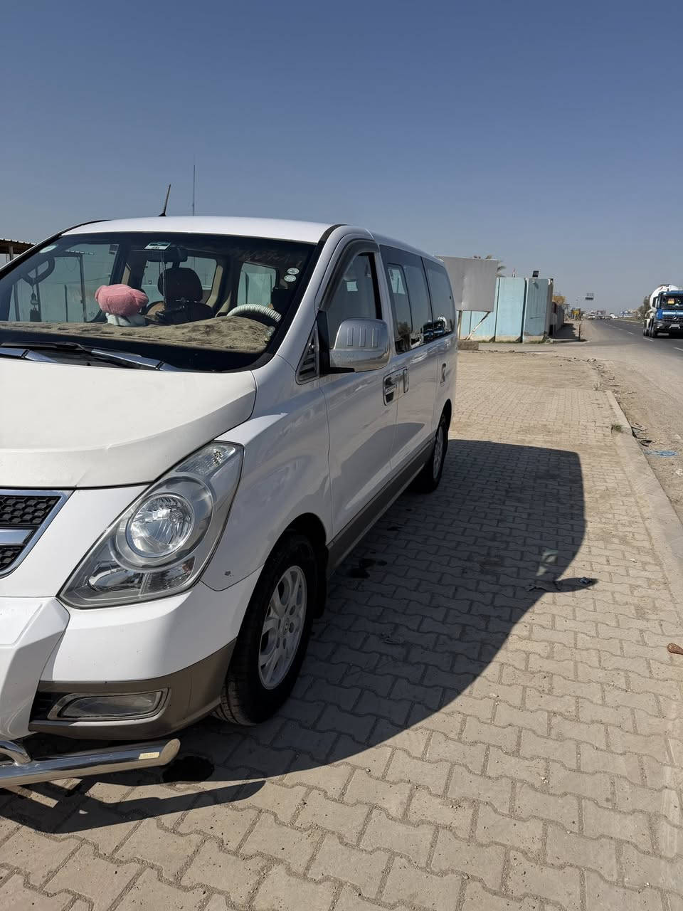 السلام عليكم
ستاريكس موديل 2013 رقم شمالي، كلين ، فول، سبع ألوان، سنوية جديدة. السيارة حلوه كما موضحه في الصور . 

العنوان كركوك 

للاستفسار يرجى التواصل مع هذا الرقم .

***********
