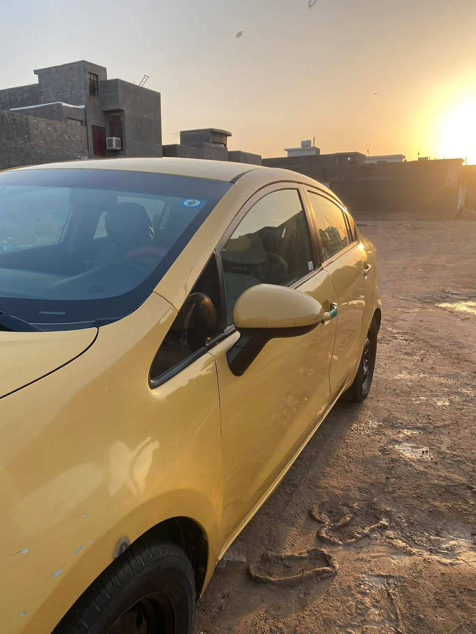 السلام عليكم
ريو وارد امريكي السعر ٧٣ بي مجال
ليبل واحد فقط بنيد مبدل بدون دواخل
مكينه ١٦٠٠
رقم بغداد انكليزي بااسمي سنويه بنهايه ٢٨
هيئه وغرامات مصفره
گير اوتو جام اوتو
ماشيه ١٨٧
مكاني فلوجه *********** اتصال فقط
