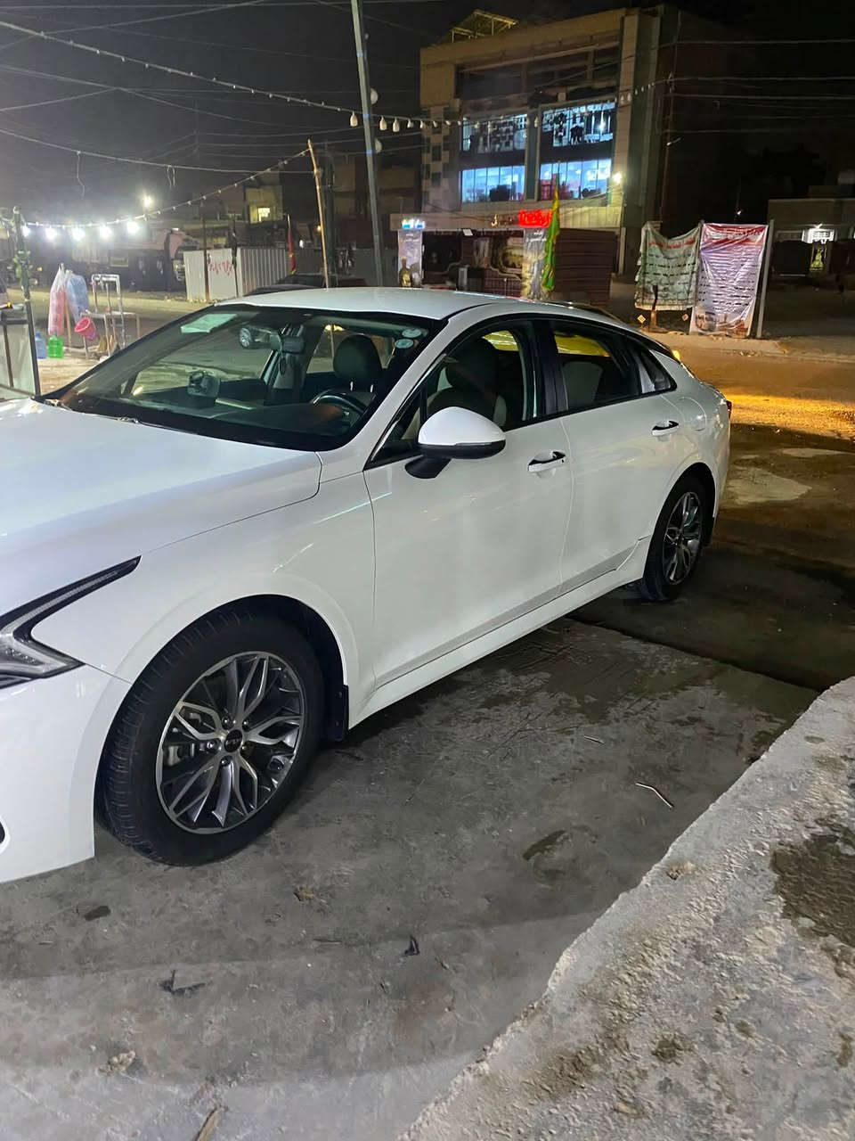 السلام عليكم كي5فول مواصفات خليجي بدون ضرر رقم اربيل انكليزي***********السعر ١٧٥وبيه مجال قليل
