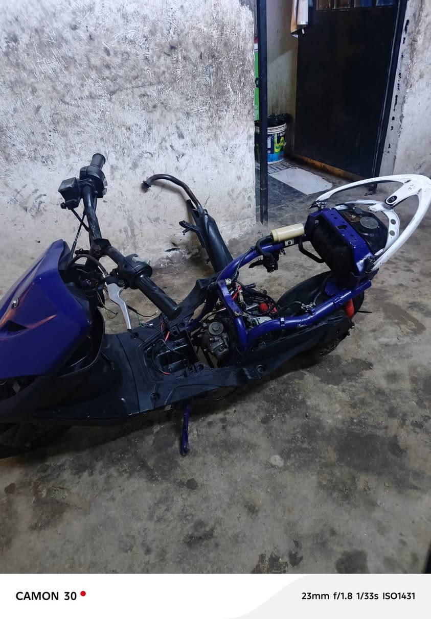 سلام عليكم ماكس عدله تعمير جديد لبارحه كملت دراجه مكينه بلاد مو 55 بلاد بس مفتوحه دراجه خير من الله دراجه نكره بكل وقت سعر 400 وبيهه مجال مكاني بغداد حي الجهاد


**إذا كنت صاحب هذا الإعلان وتريد حذفه لأي سبب، رجاءا أرسل رسالة إلى الدعم الفني**