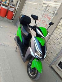 دراجه سكنس شحن للبيع   السعر 625 وبيها مجال   بصمه و اسويج   بطاريات ع...