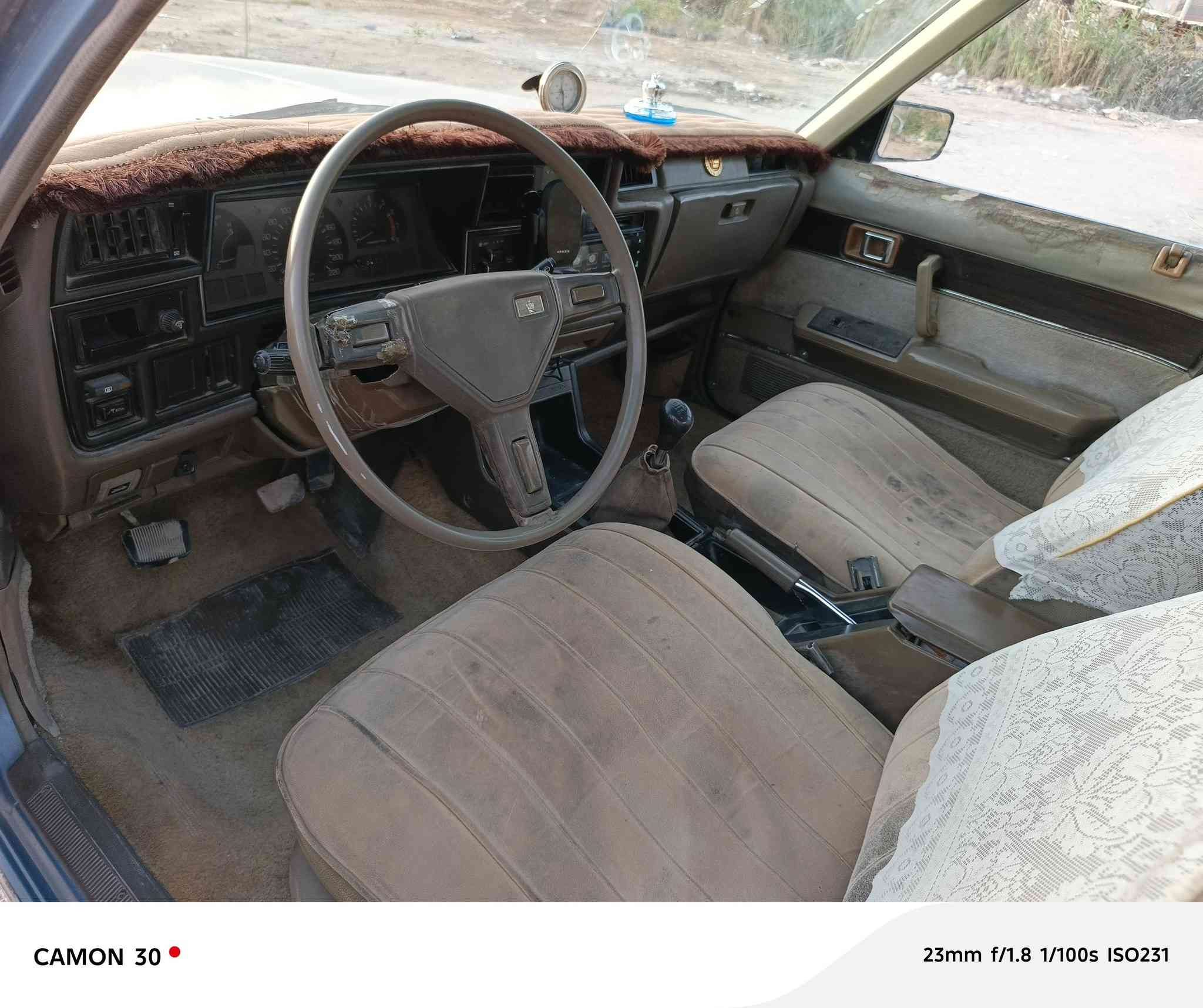 للبيع كراون ٨١ديلوكس مصبوغه عام جماعيه مكفولة من ضربه محرك بلادي سوبر سته جديد كير عادي سته نمره جديد صدر امامي خلفي جديد دواخله حلوه تبريد نقص راديتر كهربائيات شغاله تخم تاير رقم بغداد دولي بسمنه تحويل ثاني يوم سعر ٤٤ مكاني بابل ***********
