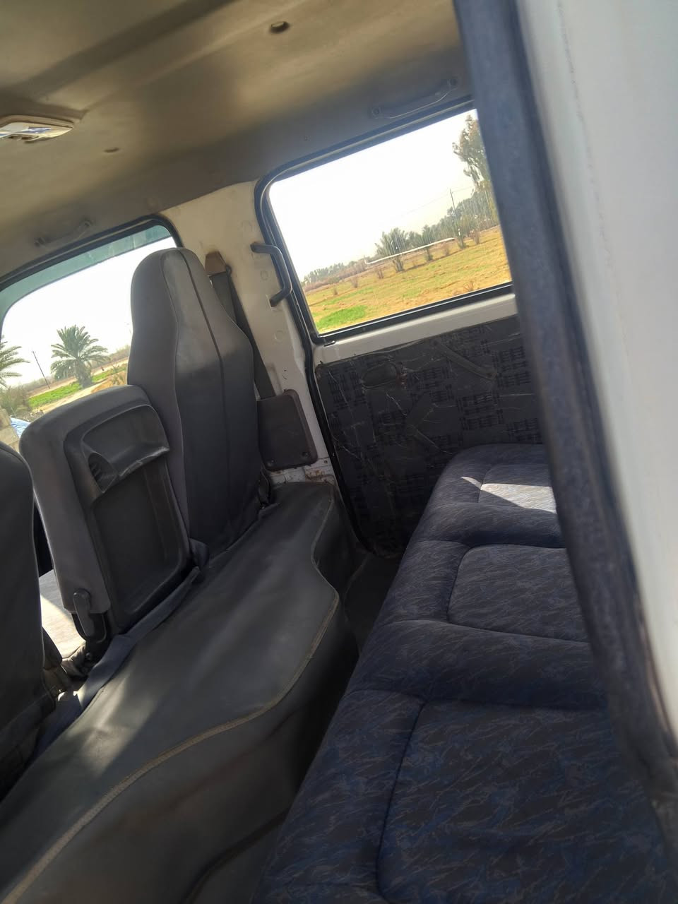 السلام عليكم فونتيره موديل 98 نضيفه كلش مكفوله من كلشي المكان بابل الحمزه الغربي منطقة الخميسيه
السعر 75 ورقه وبيه مجال 
شراي اتصل ع الرقم
 ***********
