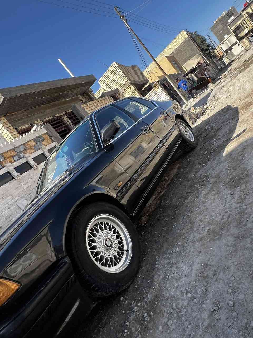 Bmللبيع
سيارة كاملة كير ومكينة وتبريد مكفولات 
مصبوغة عام للجمالية بدون خياس او ضربة 
سعرهه 58
مكاني بغداد سبع البور 
للتواصل خاص او الاتصال ***********
