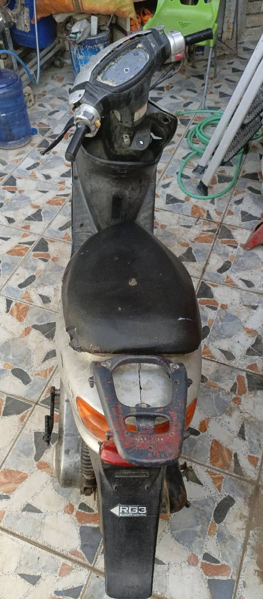 سلام عليكم دراج60فحل الابيع نضيفه كامله سرعته60كلجات جديد هندر جديد نكر واسلف سعره 125
اوبيه مجال اتواصل على هاذ رقم ‏‪***********‬‏
