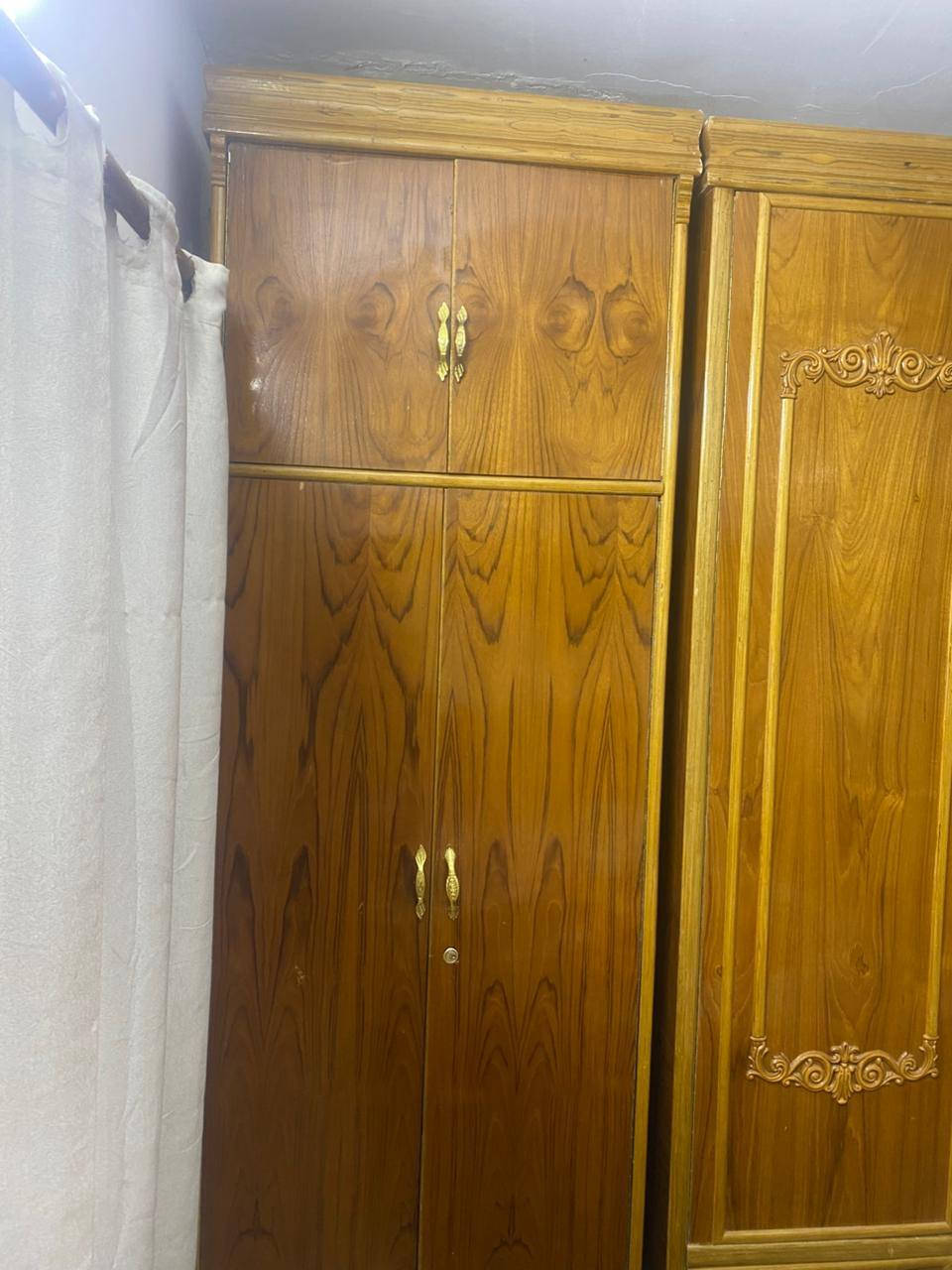 سلام عليكم اخوان غرفه لبيع شراي يخابر على رقم *********** موجود بيه واتساب مكاني ميسان مركز المدينه ويدلل
