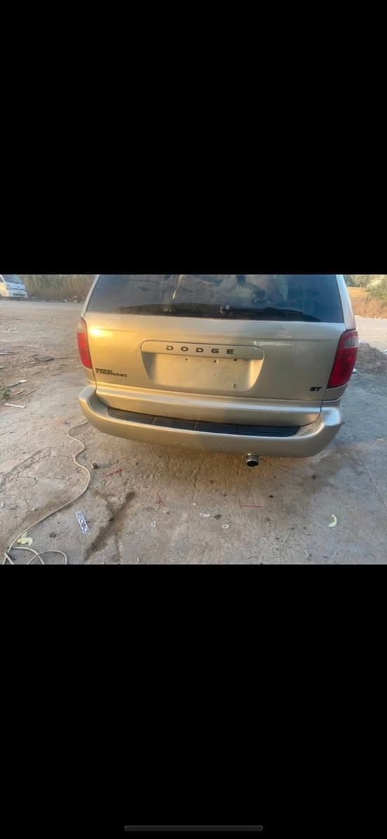 السلام عليكم دوج كرفان للبيع كير مكينه تايرات جديد طويله محرك 3.3السياره كشنات منفصل تبريد قطعه وحده السياره جاهزه من كلشي بس الوجه مال كمبريسر لاطش المنظومه كلهه جديده والمشط مال ستيرن ينقط دهن شديده جديد وبعد ما فتحته المنظومه مال مي راديتر واتربم كلهه جديد السعر 67$
***********

مكان السياره بغداد
