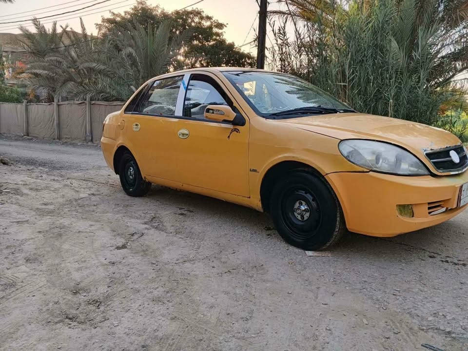 سلام عليكم
ليفان 520 مكينه جديده قبل أسبوع جفتتها كير جديد وتخم تاير كهربائيات كلها شغاله رقم ألماني بغداد شرط التحويل باتري وسلف جدد 
السعر 9 وبيها مجال للشراي 
للاستفسار  ***********
