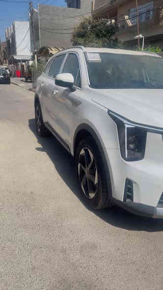 السلام عليكم 
للبيع فقط
كيا سورنتو 2024 (زيرو زيرو زيرو )✅✅✅
لوحة بغداد
مواصفات فول عدا البنوراما 
كير ماوس 
كراسي كهرباء جهتين 
جنطة كهرباء 

٦سلندر 
السياره مكفوله كفالة عامة
باقي المواصفات معروفه
ماشيه 1000  
سعرها 328 ورقة السياره بعدها بوضع الوكاله 
للاستفسار 

‭0771 577 0186‬

مكانها بغداد
