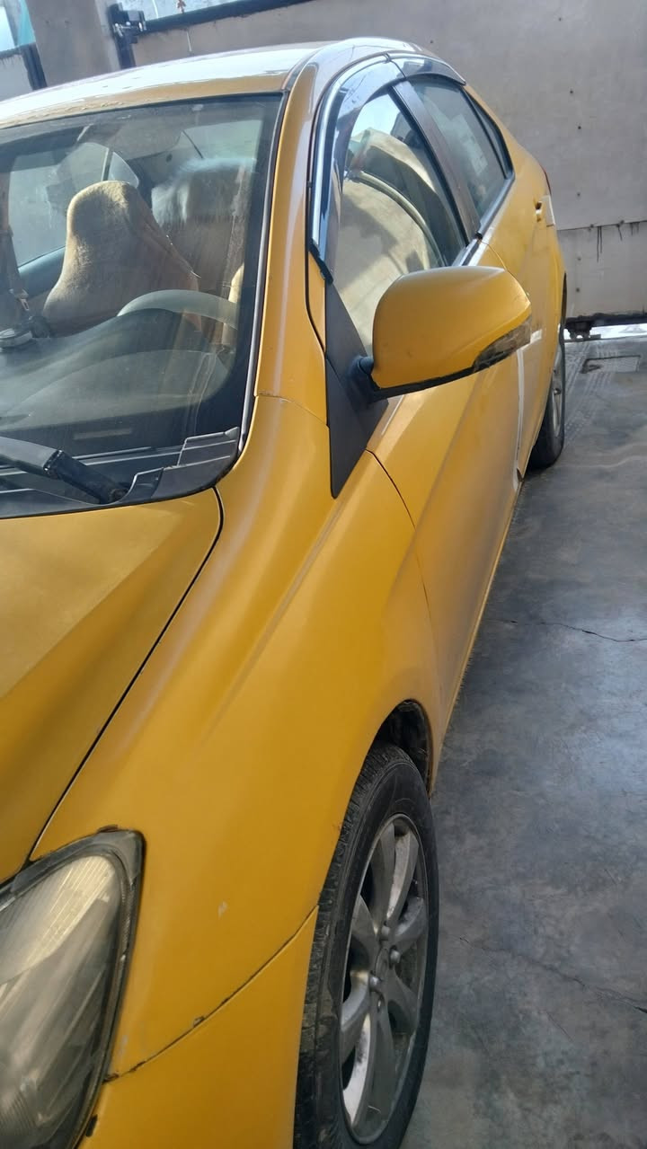 تاكسي كرت ويل موديل2012 رقم بغداد السنوية تنتهي شهر الرابع مشروع وطني شرط التحويل من الوكيل الاول السياره مصفرة بدون ضربه الكهربائيات كلها شغالة تبريد تدفئة النقابة مصفرة المحرك لاصرف ولابخار البريك جديد سيم هندر بريك جديد السعر 50$ورقة بي مجال حق الجية كركوك بنجا علي والصدر جديد دبلات امامي جديد الاطارات اخ جديد الموبايل *********** أو ***********
