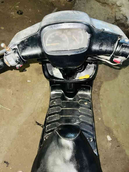 السلام عليكم دراجه بطه 60 للبيع  نضيفه محركهه حلو ونشطه كهربائيات السعر 250 وبيهه مجال 
نجف مناذرة   
*********** ♥
