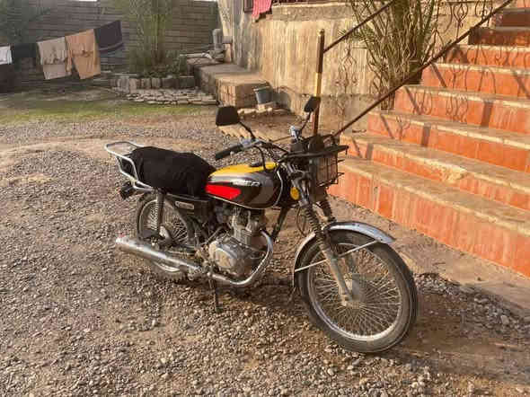 السلام عليكم ماطور للبيع موديل 20 السعر 320.  ***********
