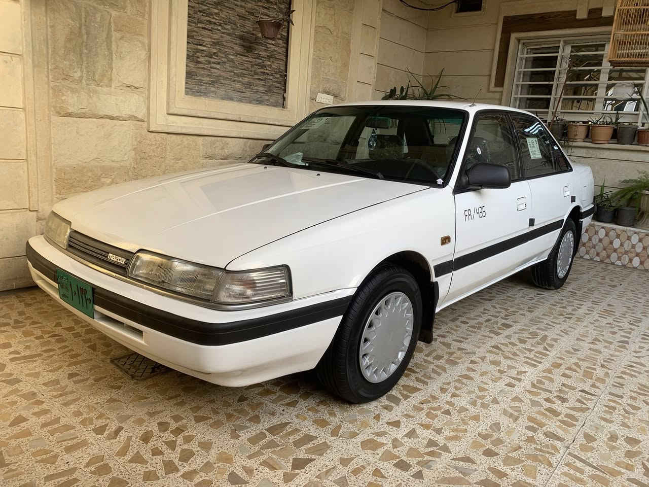 مازدا 626 كير عادي موديل 90 محرك  جديد 8 بخ جديد …كير ومحرك وكهربائيات وتايرات وباتري وغرفتها كلها مكفولة …السيارة بدون ضرر فقط جاملغ خلفي صبغ…رقم اخضر وسنوية بيضة صاحبها بالموصل تحويل مباشر  ….السيارة بعدها على وضع الشركة…..سعرها 52للاستفسار  مكانها الموصل***********
