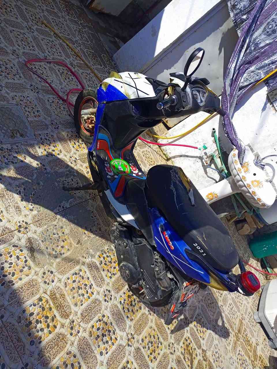دراجه لبيع جاهزه من كلشي تايرات جدد باتىي جديد  سلف نكىره السعر ميه وخمسين وبيه مجال ***********
