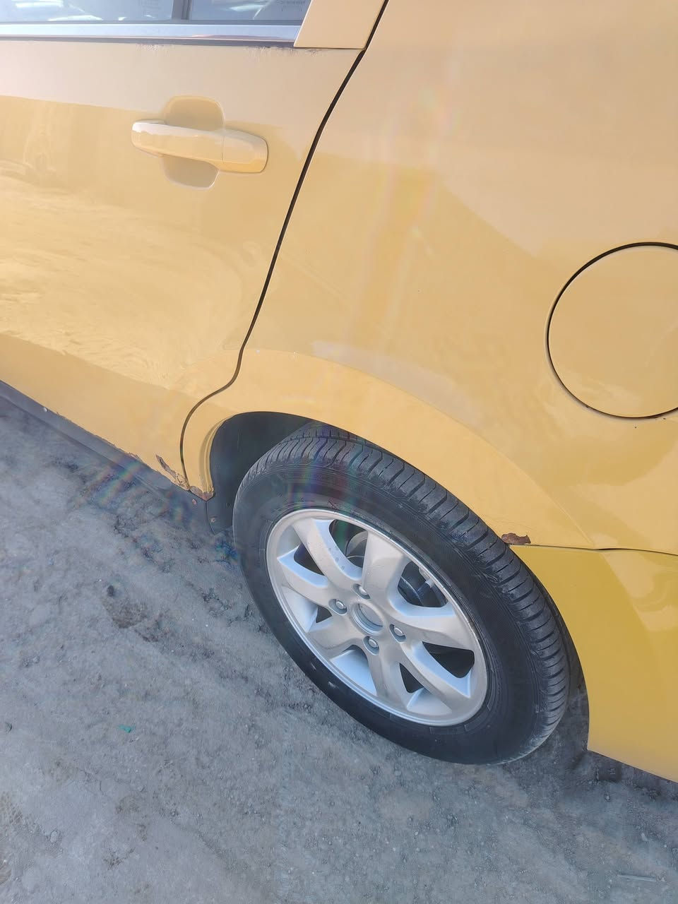 السلام عليكم
شيري E5
رقم واسط انكيزي باسمنه مصفره هيئه وغرامات سنويتها لل30
مابيها تبديل اي قطعه
محرك وكير 1600 كورلا اوتماتيك تبريد شغال معروضه ب43 الشراي يتصل
***********
مكانها واسط كوت مركز المدينه
