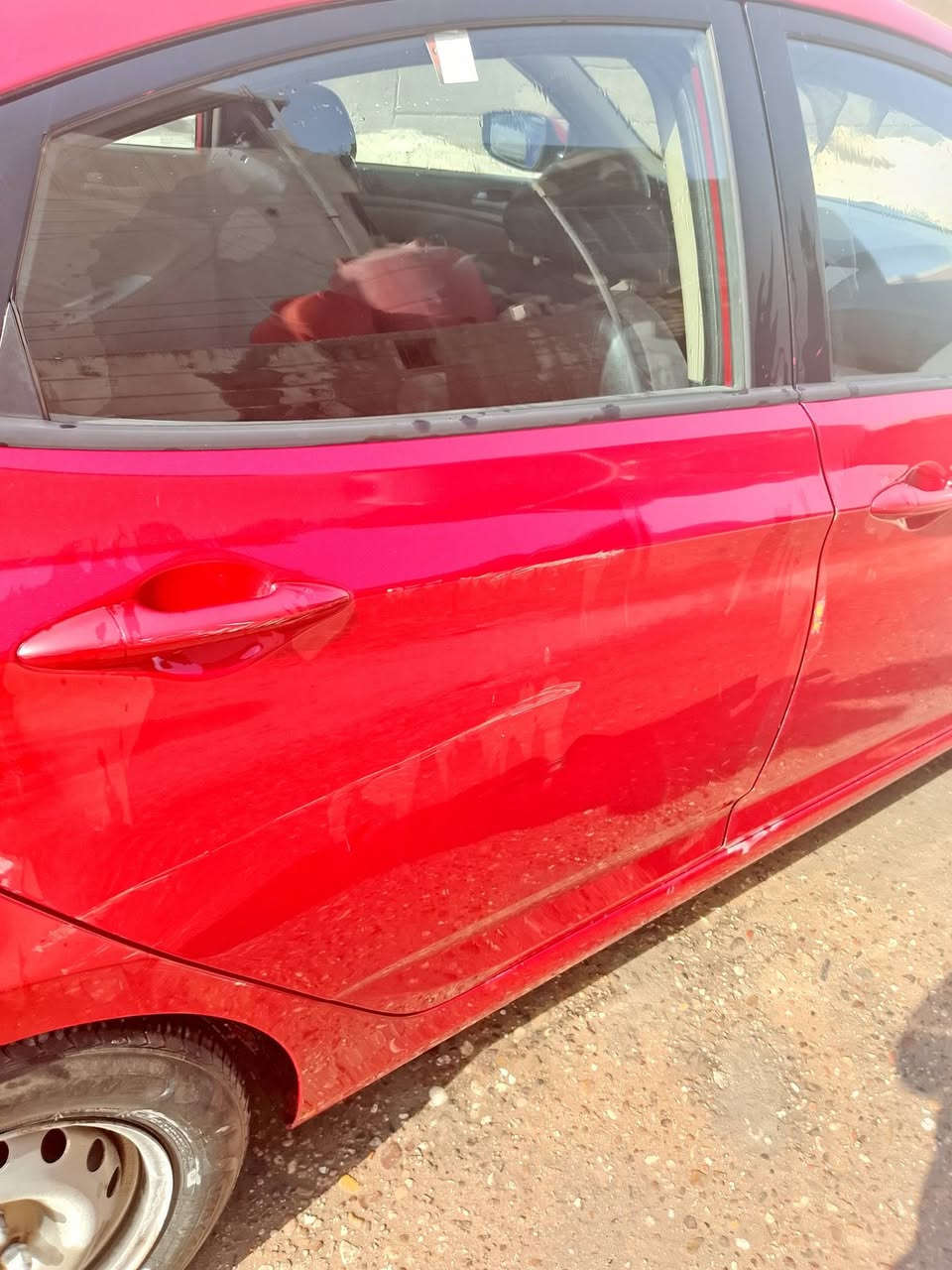 اكسنت موديل 2016 وارد امريكي السعر 85 وبيهة مجال للاتصال على الرقم ***********
