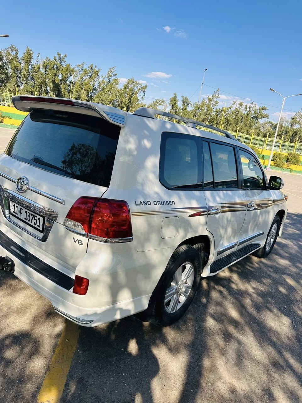 يالله سلام عليكم رمضان كريم لاندكروز موديل 13 ابريم محرك 6 السياره مكفوله كفاله عامه ماشيه 119 حقيقي رقم بغداد بسمي ملاحضه السياره كلش نضيفه السعر. 345 
وبي مجال مكاني بابل حله ***********
