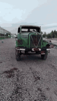 سلام عليكم للبيع مارسدس كامل أو تفصيخ بدون رقم الهاتف***********
