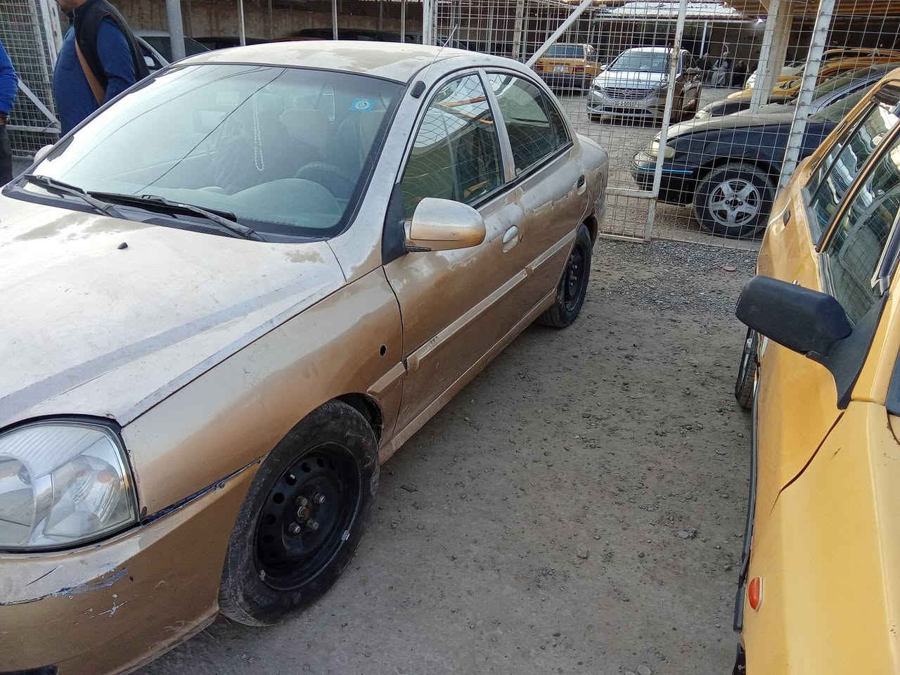 كيا ريو موديل 2004 السعر 53 العنوان بابل تلفون ***********او مراوس تبريد كير اتوماتيك محرك جيد مسكر المرغوب
