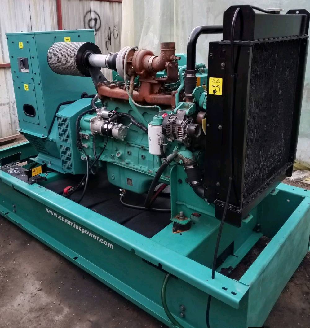 للبيع كمنز 150كيفي بلادية مشتغلة قليل 
سيت بلاد امريكي محرك 6سلندر 102
برغي ممفتوح على وضع الشركة ستندر بدون بخار العنوان بغداد 
