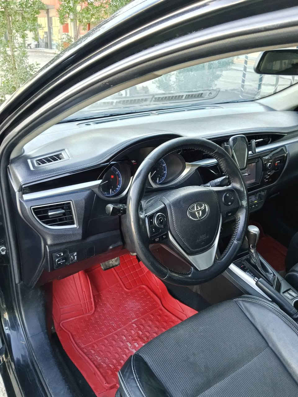 كورله موديل 16 بيها قطعتين بدون دواخل ماشيه 100 الف سياره فئة Sرقم سليمانيه بسمي تحويل ثاني يوم كله جاهزه عنواني بغداد الشعب السعر لمطلوب 125 رقم الهاتف ***********
