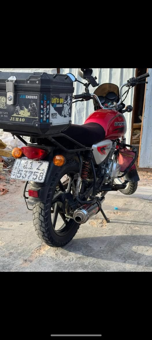 السلام عليكم
دراجه بوكسر موديل 2017
مرقم بغداد باسمي تحويل ثاني
غراض كلها جديد ضفيره جديده
عقل رياضي صالنصه رياضي
مكينه سيفان 25
دشبول إلكتروني 
تانكي وصفاح جديده
سعر 1150 بيها مجال
مكان بغداد حي الجامعه 
ما متواجد بس على هل رقم 
***********
