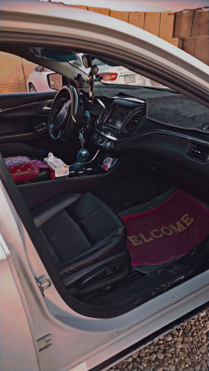 السلام عليكم للبيع امبالا 2016 رقم بصره دولي بسمي حادثه جاملغ عكس سايق وبنيد وبيه جاملغ سايق بي صبغ سعر 115 مكاني بصره رقم الهاتف ***********
