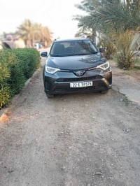 راف فور وارد2018محرك 2500حادثها باب خلف السايق ونفسه مصبوغ بدون دواخل ...