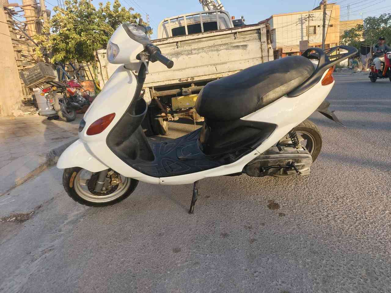 دراجه اكزز موديل 2003
سعر 500وبيه مجال 

عنوان كربلاء

دراجه جديده غنيه عن التعريف

رقم الهاتف ***********
