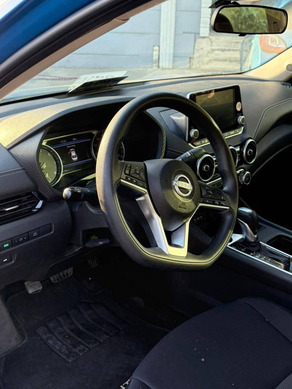 🚗 للبيع: نيسان سنترا2024 SV
(رقم بغداد)

سيارة نظيفة جداً وبحالة ممتازة، دخول جديد

المواصفات:  

• محرك 2.0 لتر اقتصادي وقوي  

• ناقل حركة أوتوماتيك CVT  

• تشغيل بصمة (Start/Stop)  

• دخول ذكي بدون مفتاح  

• شاشة وسطية مع نظام Apple CarPlay و Android Auto  

• كاميرا دوارة  

• حساسات أمامية وخلفية  

• شاشة معلومات في الدشبول  

• دركة متعددة الوظائف مع تحكم بالصوت والهاتف  

• مثبت سرعة مع رادار تفاعلي   

• تبريد مع مناخين منفصلين أوتوماتيك  

• ويل رياضية قياس 16 إنج  

• أضواء أمامية وخلفية  

• مرايا جانبية كهربائية مع إشارات  

• نظام تحذير الخروج عن المسار  

• نظام النقطة العمياء  

• نظام الفرملة الطارئة    

✔️ السيارة فوول مواصفات ماعدا فتحة السقف  

✔️ بحالة ممتازة جداً ولا تحتاج أي مصروف

ا

 

📍الموقع: بغداد

📞 للتواصل والاستفسار: (***********)  

تحويل مباشر مرقم كامل
السعر 135
