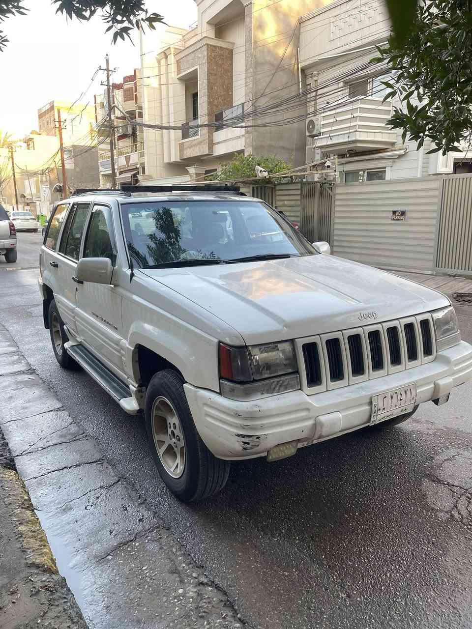 السلام عليكم
جيب 96  محرك وكير 3000 VVT تبريد شغال منضومه كلها جديده كهربائيات شغاله  كشر نضيف تايرات جديد باتري جديد صدر بحاله جيده شغل واطلع للبصره 
***********
