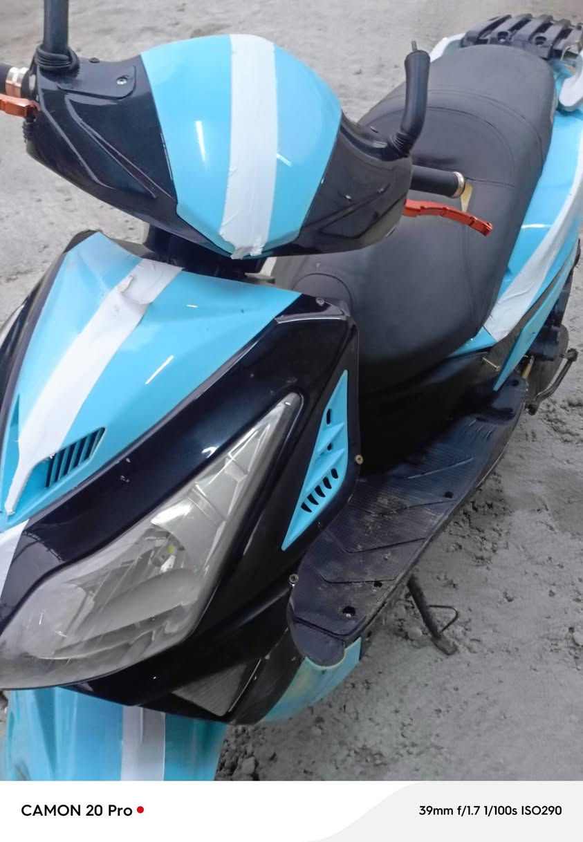 محرك وكالة موديل 23السعر 350 بها مجال رقم الهاتف ***********
