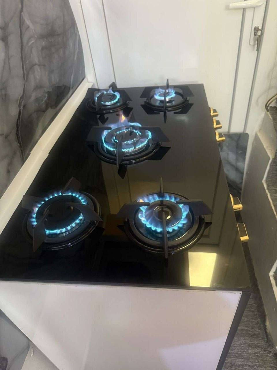 بسم الله توكلنا على الله   الله يرزقنا ويرزقكم ان شاءالله 😍🙏
تتوصيل كل محافظات مجالي🥰👏👏👏 سارعوا بالحجز  قبل نفاذ الكميه
#جديدنا
🍃💞تريد طباخ بدون فرن مع كاونتر  كامل وجاهز ؟ 
(🤩أختيارك🤩 الأفضل 🤩والأنسب 🤩والأجود🤩)
{طباخ ماركة بارون كولد بلتن مع كاونتر بدون فرن  }
{5مشاعل بلازما تركي اصلي مع شاشة تحكم لمس وجداحة}
{ضمان سنة حقيقي وموقعي داخل البيت  }
                 ~~~
#السعر  185 الف توصيل مجاني لجميع المحافظات


**إذا كنت صاحب هذا الإعلان وتريد حذفه لأي سبب، رجاءا أرسل رسالة إلى الدعم الفني**