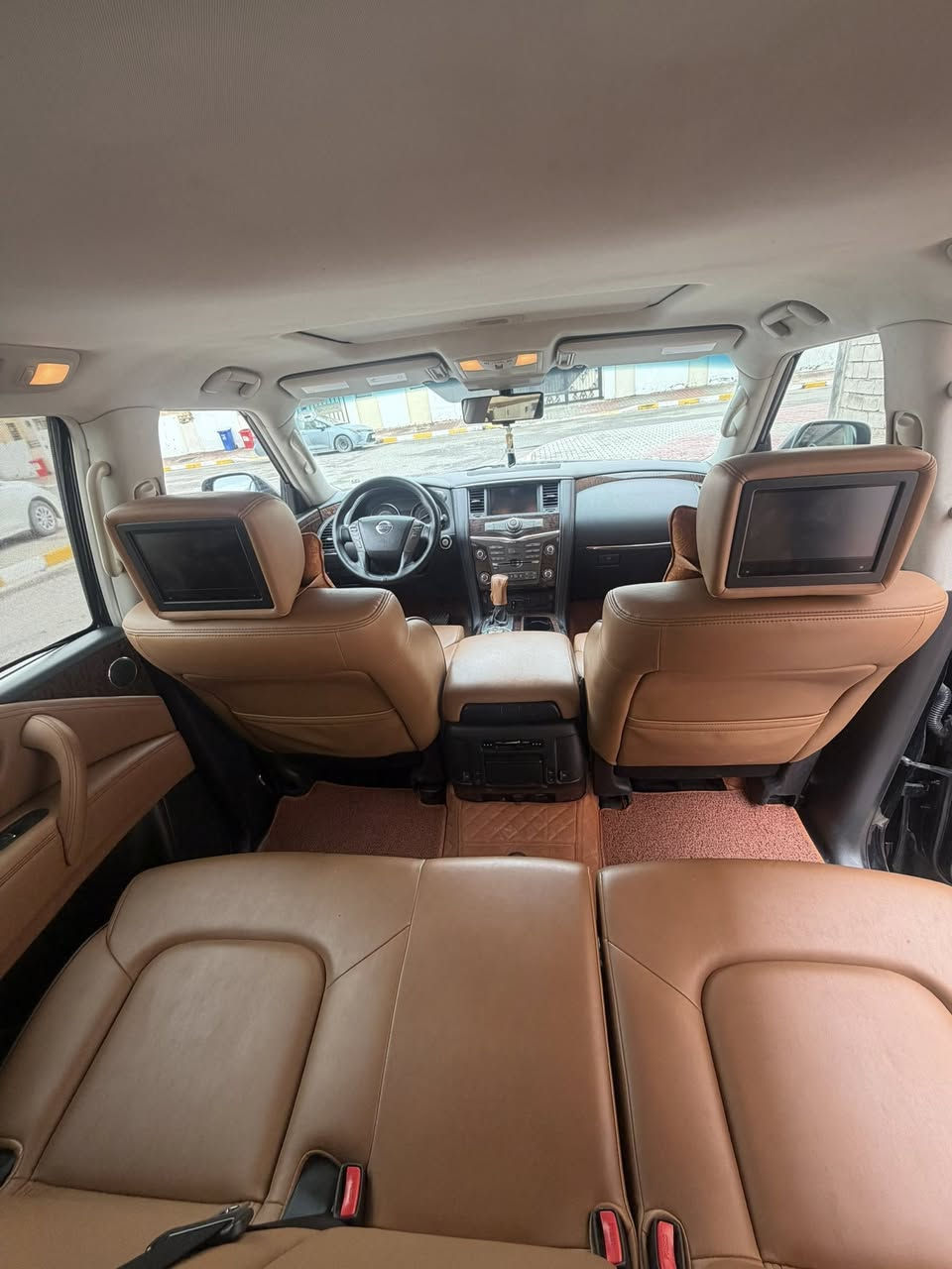 موديل 2019
خليجي بلاتنيوم فول الفول
ماشيه 164 كم
بيها صبغ باب خلفي وجاملغ اثر طخه
***********
سعر بلاش 285
تخم تاير 
باتري جديد 
مابيها نقص كلشي 
جديده السياره 
محرك 6 سلندر
