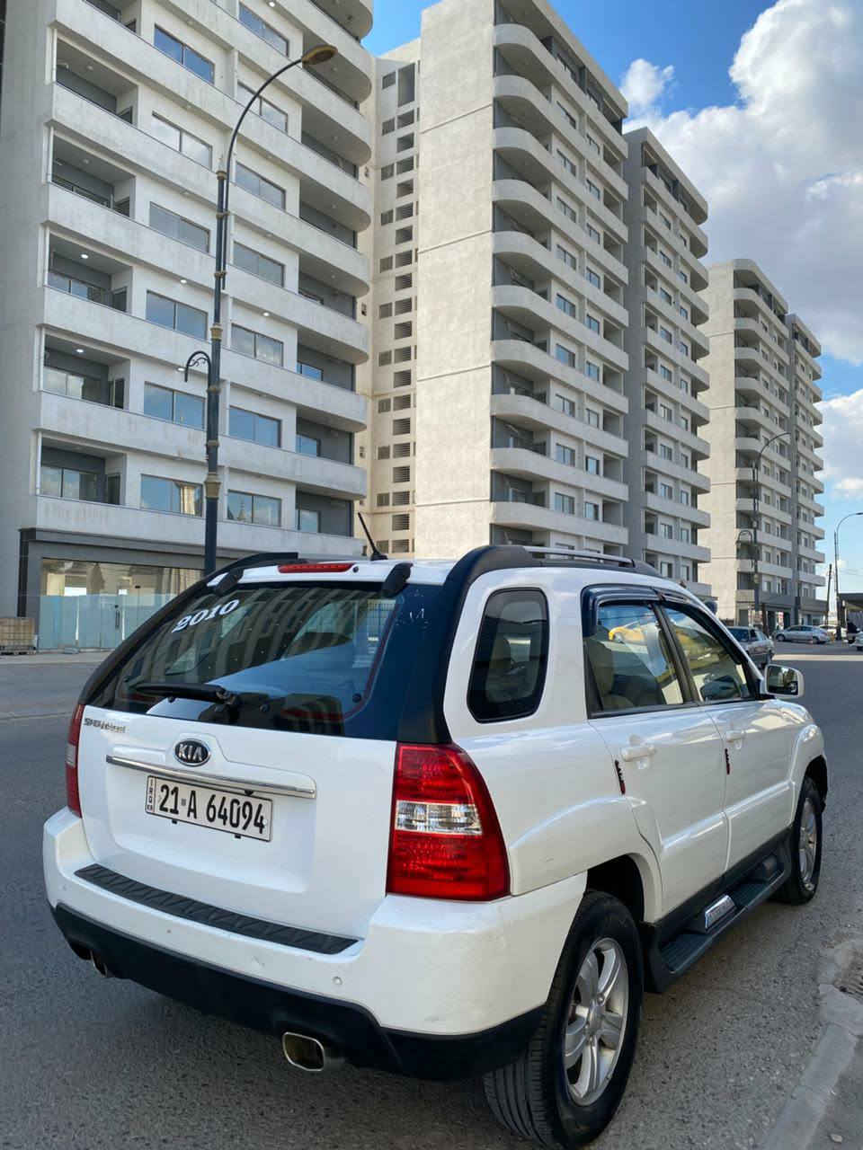 سلام عليكم سبورتج 2010 للبيع فول موصفات سلايت داخل بيجي شاشة كامرة حساس دوشمة كشنات جديدة 4 تاير لوك  شرط كير و مكينة سنوية جديدة شرط تحويل ثاني يوم ضرره باب و جاملغ فقط بدون دواخل  مكاني كركوك سعر(123) و بيهة مجال *********** كركوك, العراق
