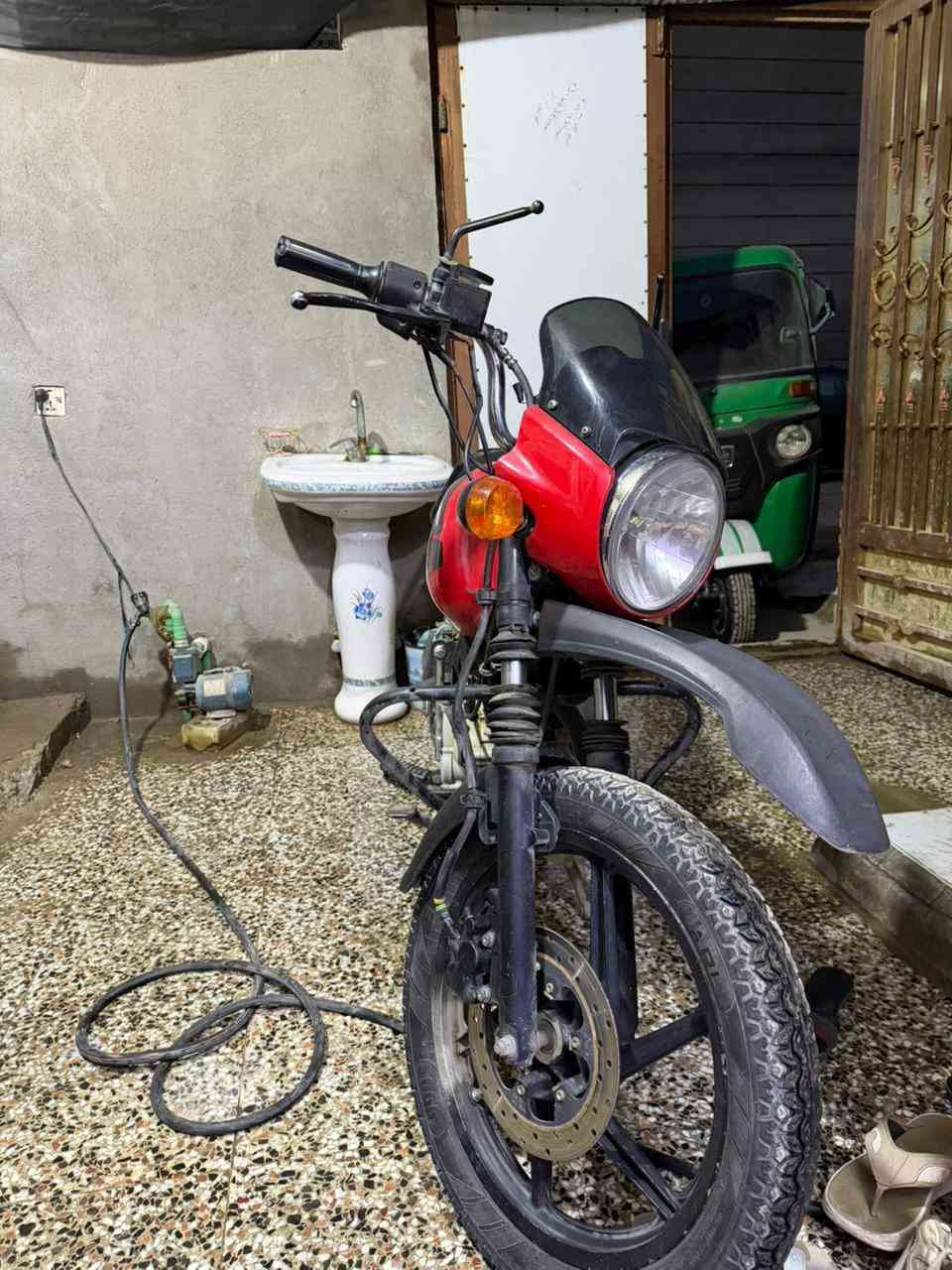 بوكسر 22جبلي مكينه مجفته مره واحده تجفيت مضبوط 100٪؜ اوراقها اصولي جاهزة للترقيم 1400وبيها مجال
***********
