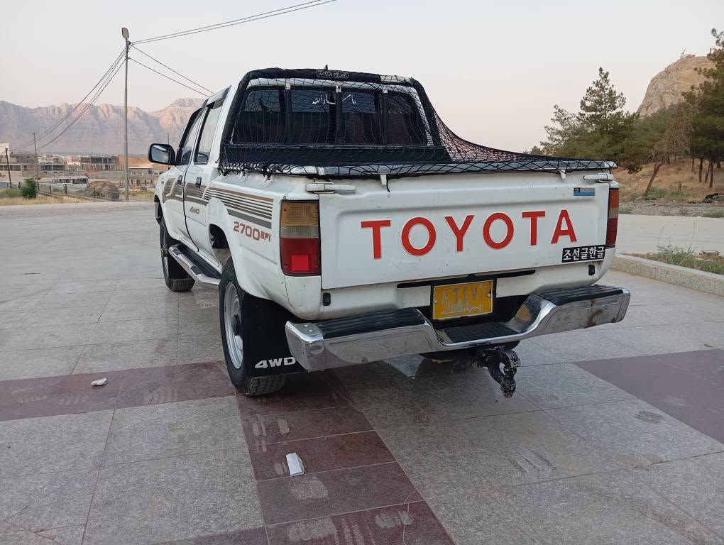 توێتا ئەڕنب مۆدیل 1997 کتابی موزایەدەی لەگەڵە ڕەنگی کۆڕاوە بۆسپی خۆی شین بوە  دەبڵ ئەکسلە مەکینەی بیلادە گێڕ حادیە لێدراوی نییە شوێن ڕانییە سحری 54گەڵا تەنهافرۆشتنە *********** رانية, السليمانية
