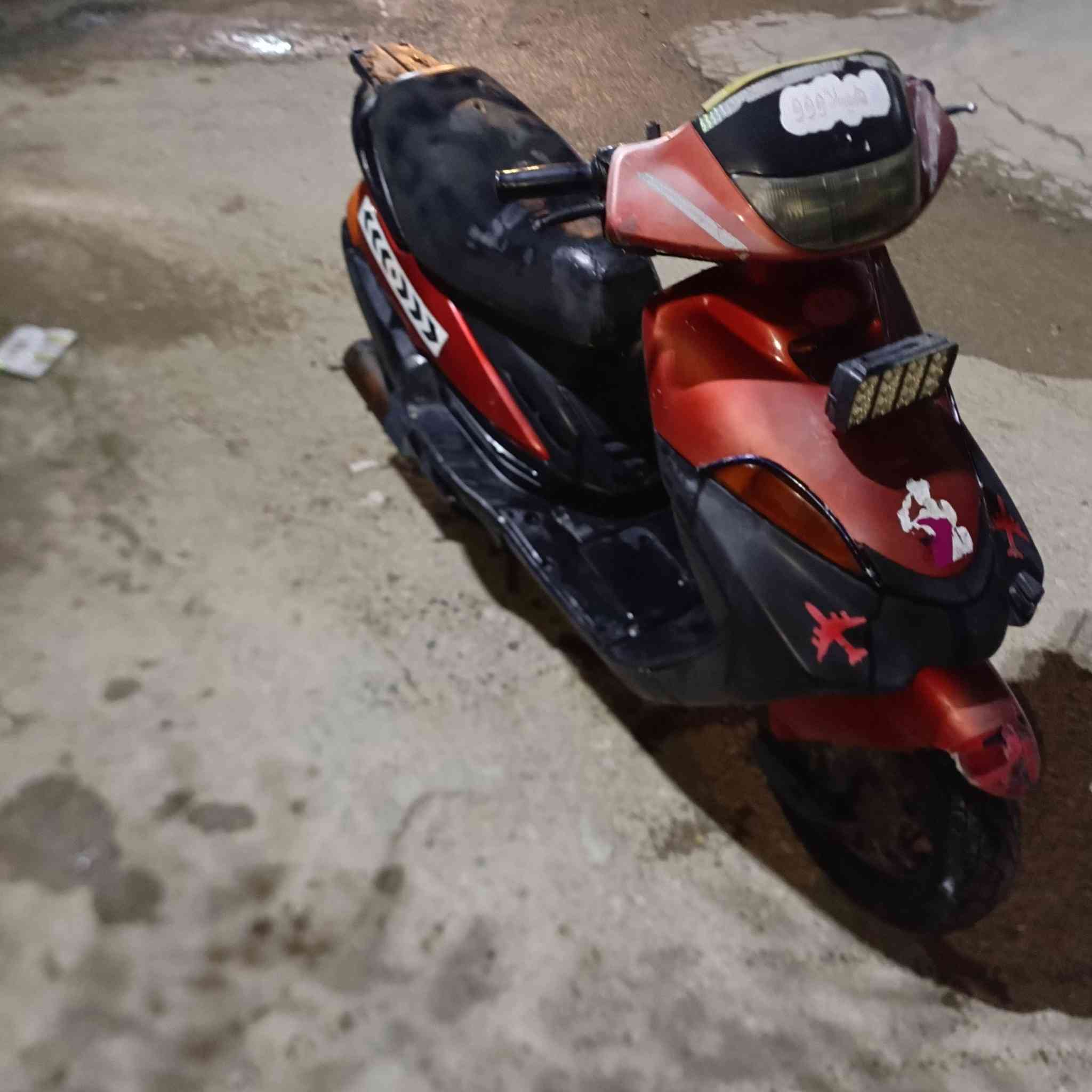 دراجه اللبيع فراشه محرك مجفت  صاريومين  شرط اشاير ليت عاليه ناصي بك ليت شلعه  كامله بس باتري عوزه بعقوبه التحرير سعر ٢٧٥ بيه مجاله تصال***********
